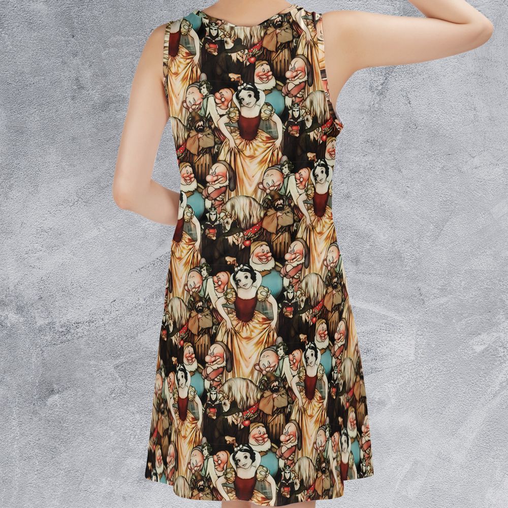 Snow White and the Seven Dwarfs - - 2