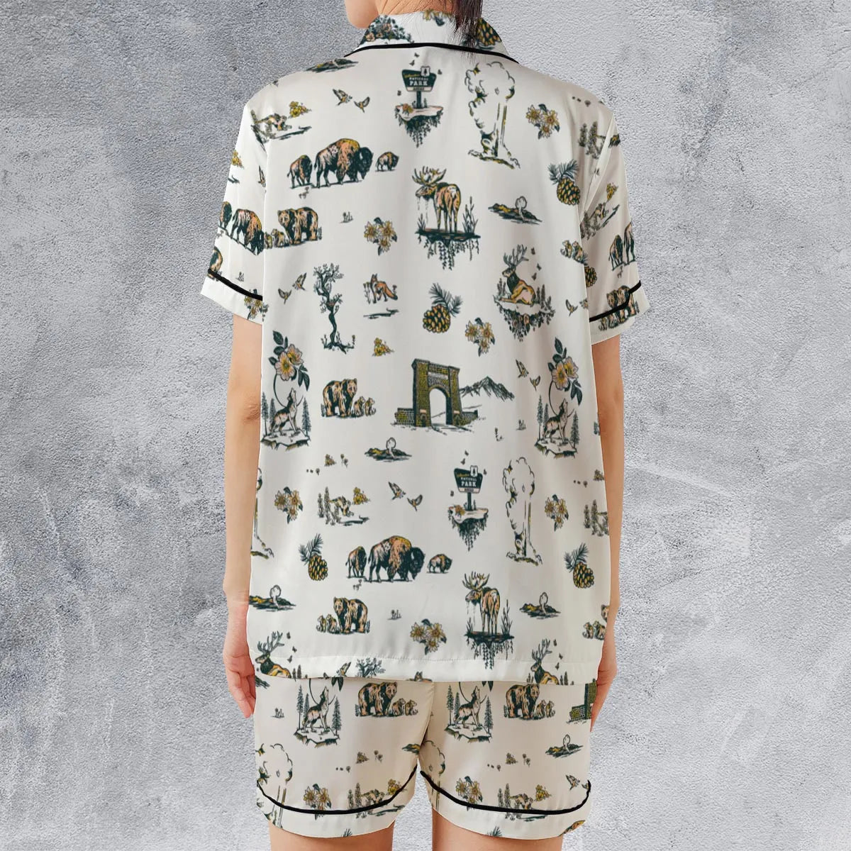 Satin Short-Sleeve Pajamas Set - LNJH345H