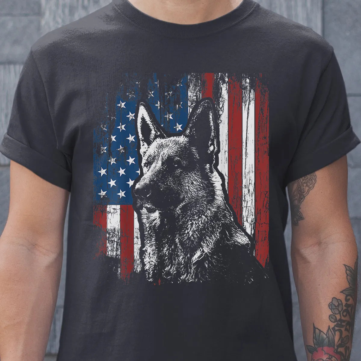 Classic Unisex T-Shirt - PQYU4J5A