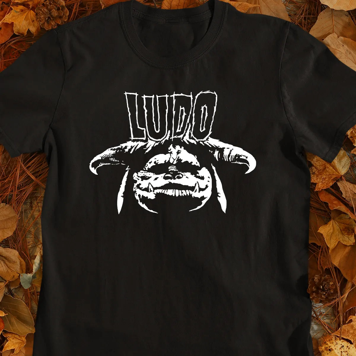 Classic Unisex T-Shirt - V8KMB7KR