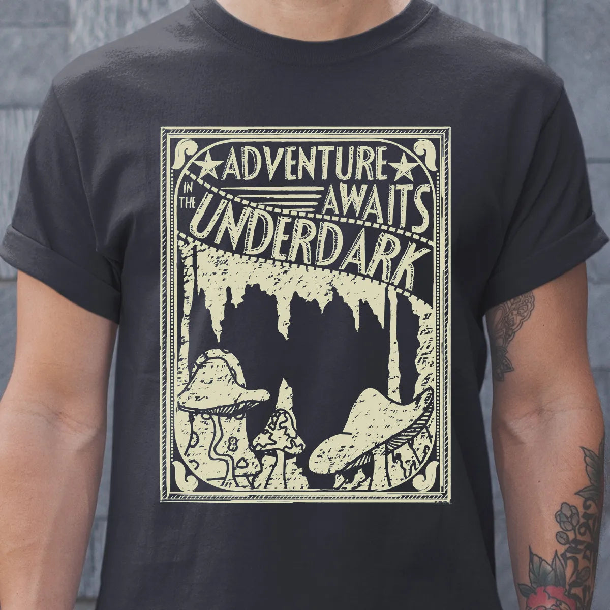 Classic Unisex T-Shirt - 89LFVGAH