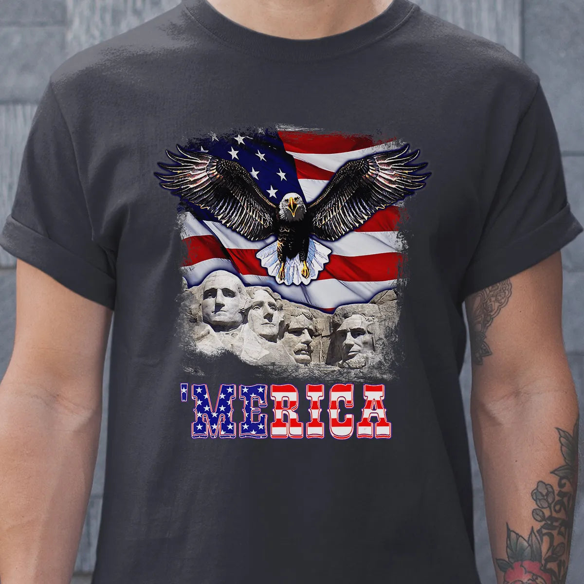 Classic Unisex T-Shirt - MNEDAVV3