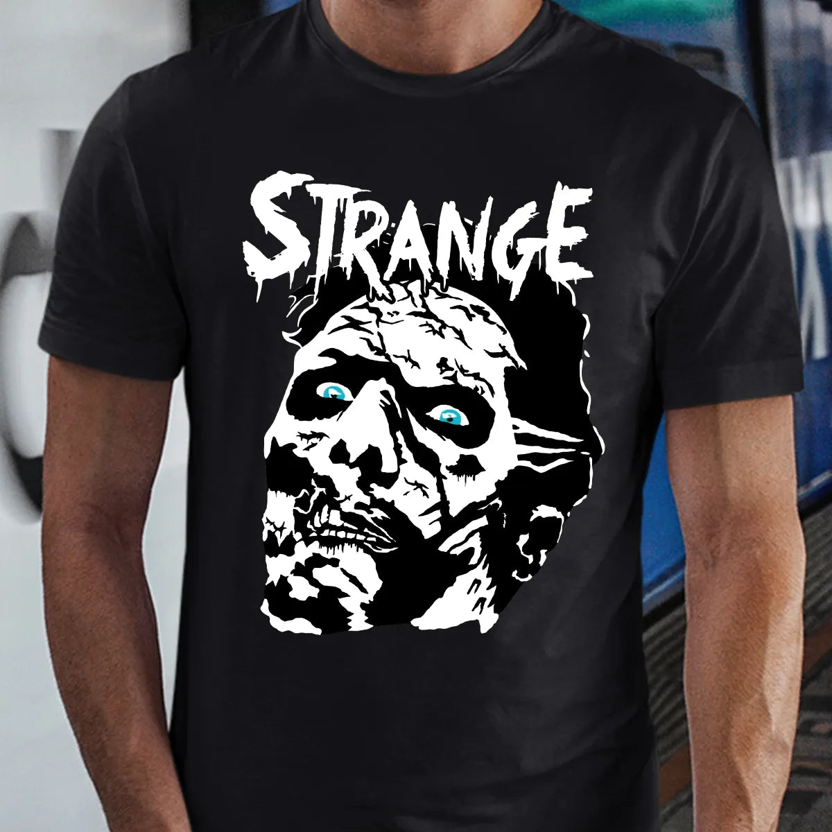 Classic Unisex T-Shirt - UUVF31VC