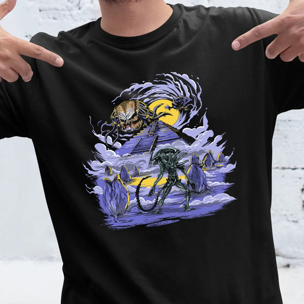 Classic Unisex T-Shirt - QUEZY7H7