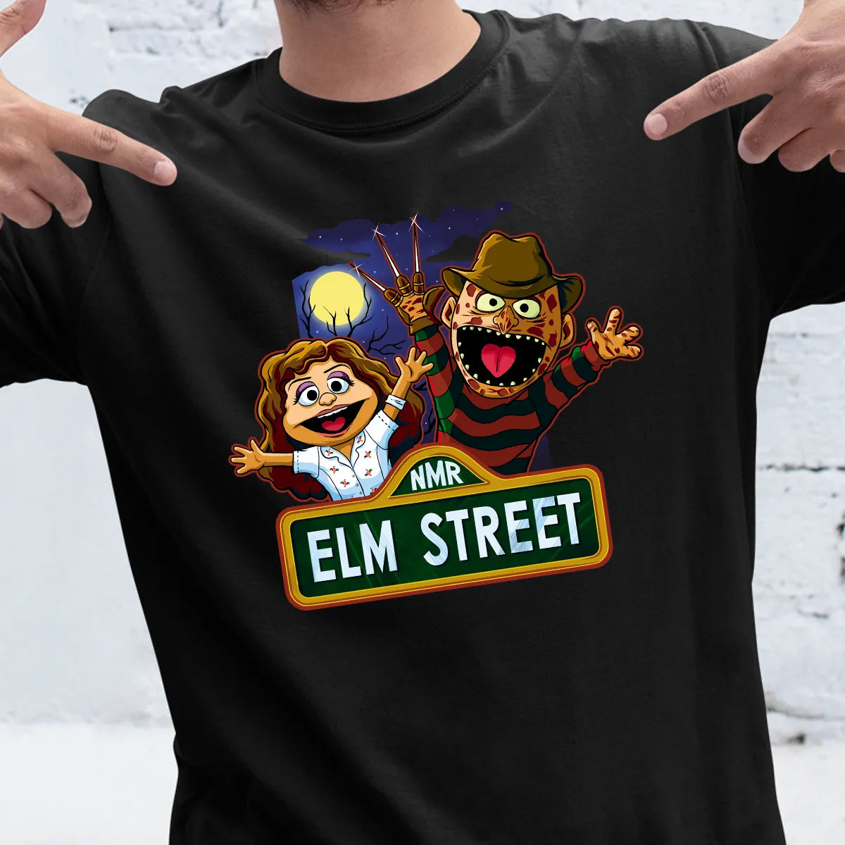 Classic Unisex T-Shirt - MLRNCZK5