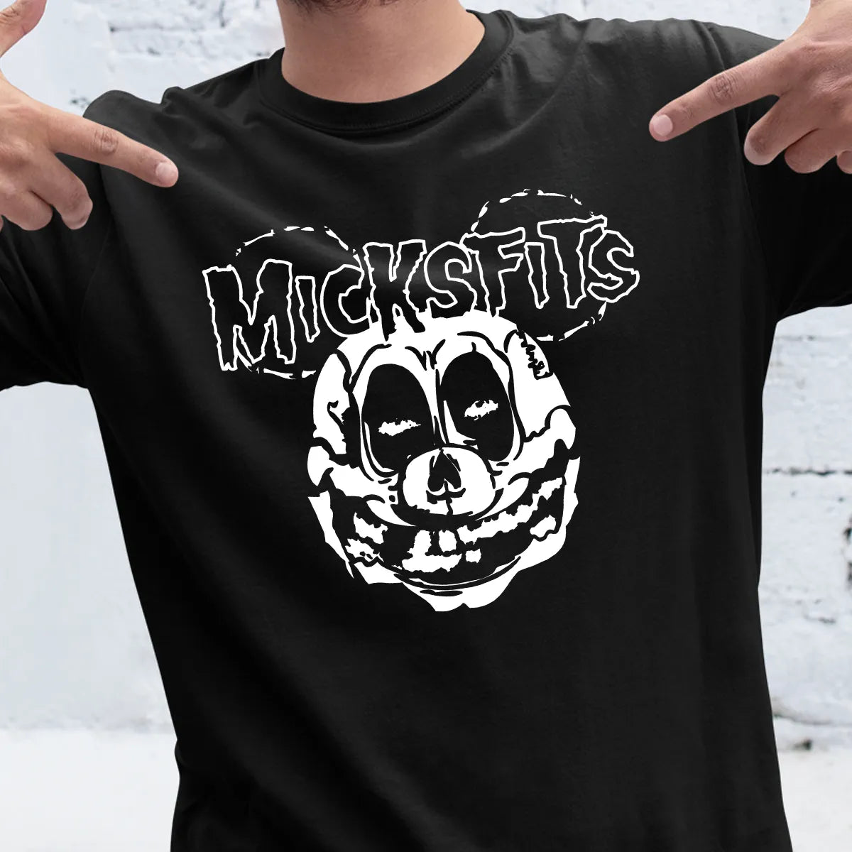Classic Unisex T-Shirt - KSTNQR2U