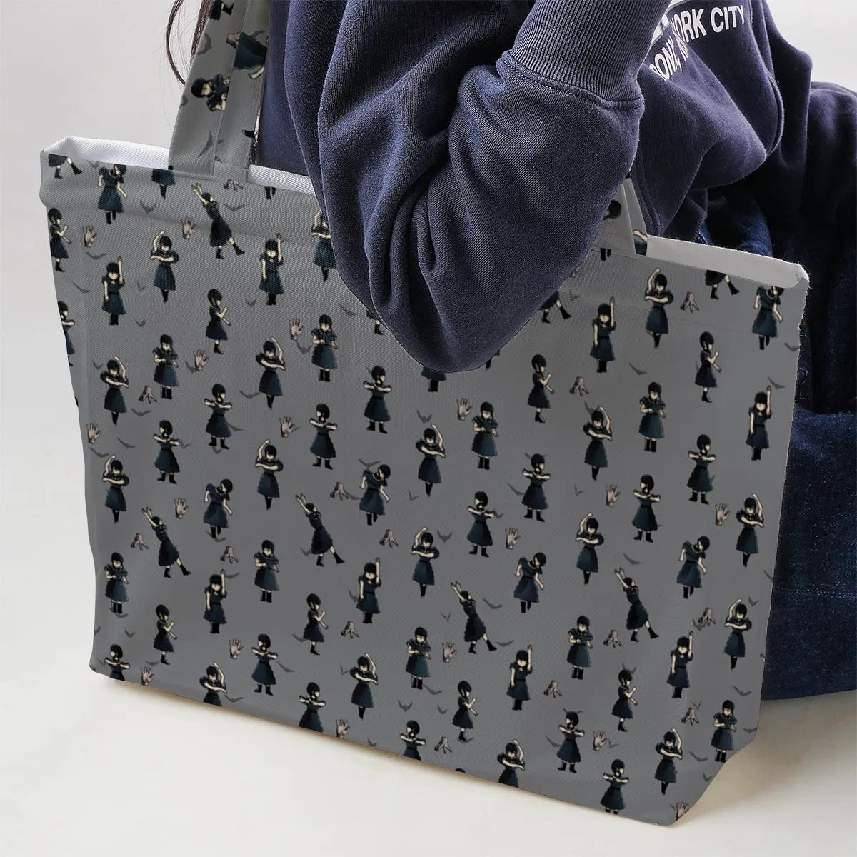 Large Tote Bag - B5GPC9TM