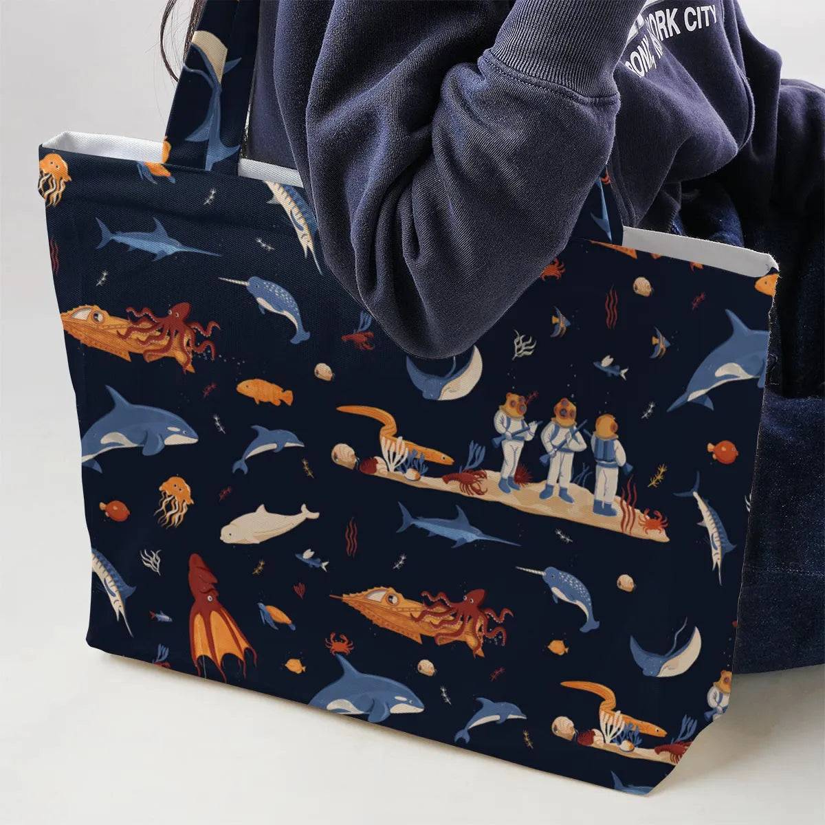 Large Tote Bag - Q6RCCR8F