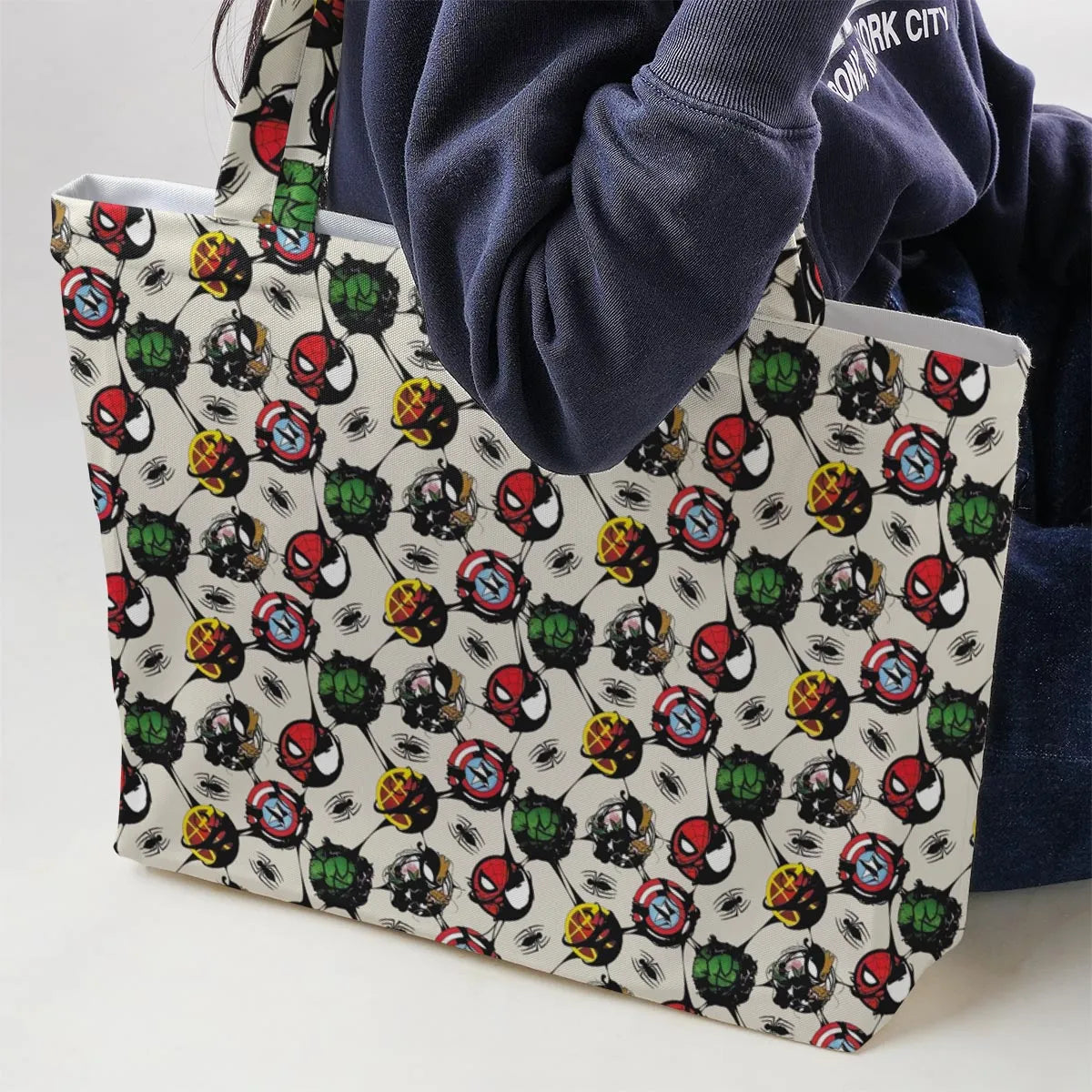 Large Tote Bag - QE89K6R1