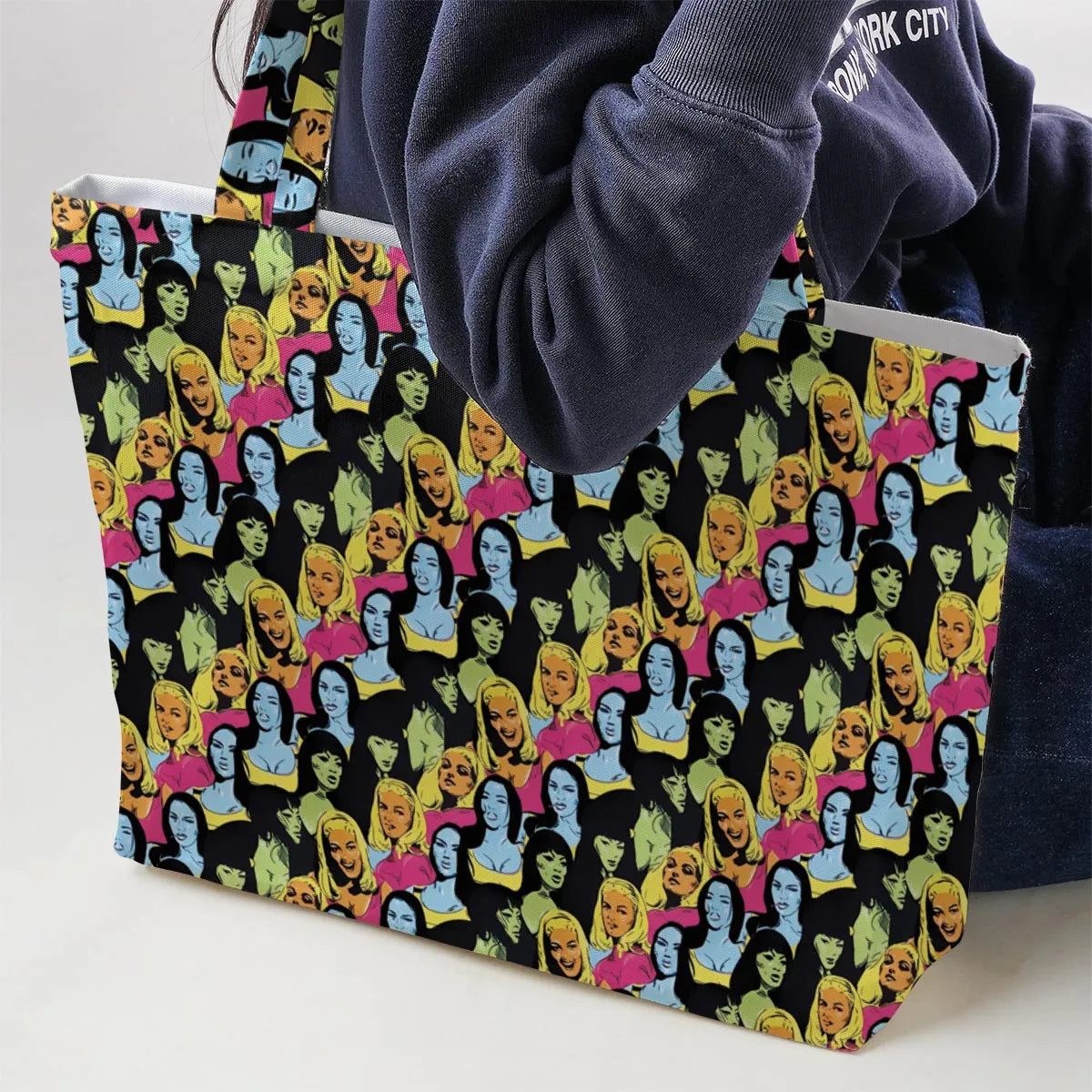 Large Tote Bag - G1VQM9Y2