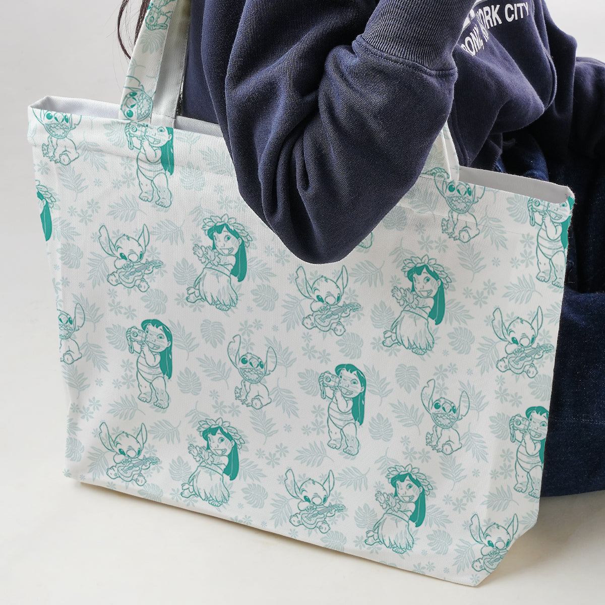 Large Tote Bag - G9H3JHE3